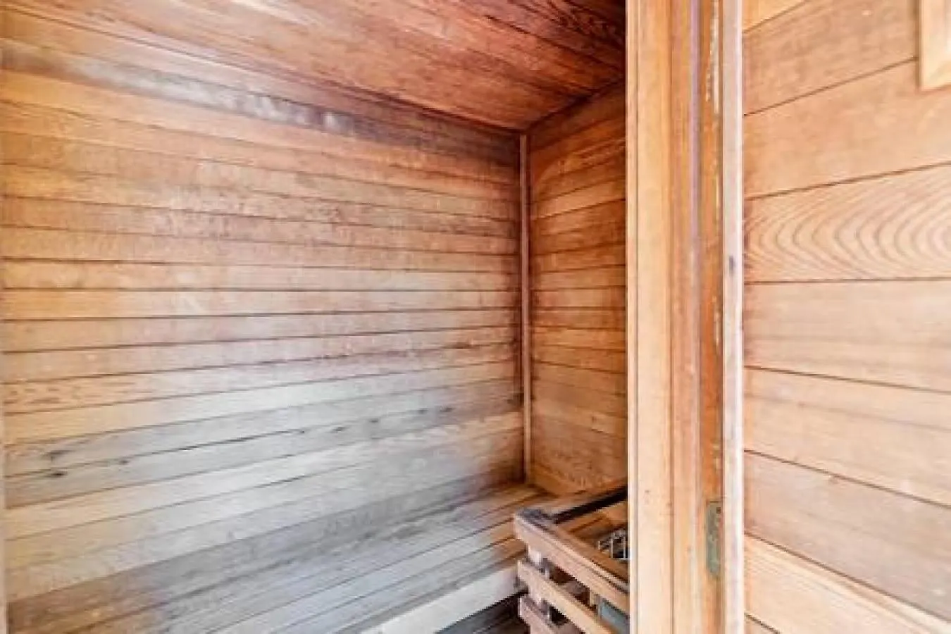 New Stunning 1400 Sq Ft 2B2B W 3 Lanais Villa Honolulu 0*,
