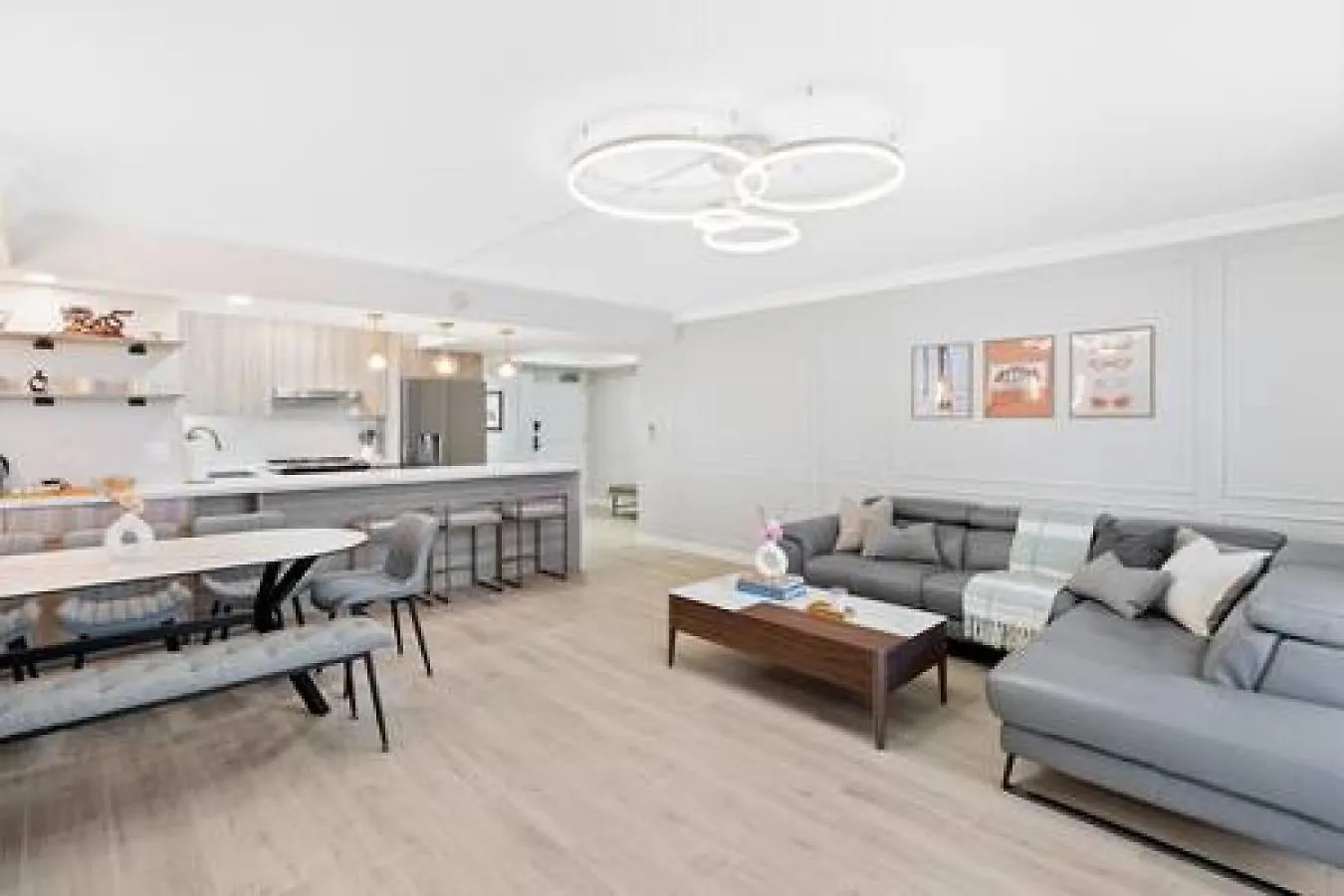 Semesterbostad New Stunning 1400 Sq Ft 2B2B W 3 Lanais Villa Honolulu
